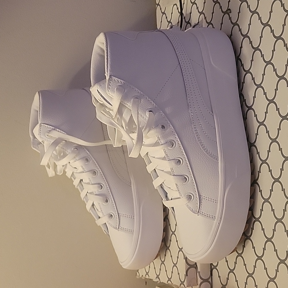 Puma sneakers